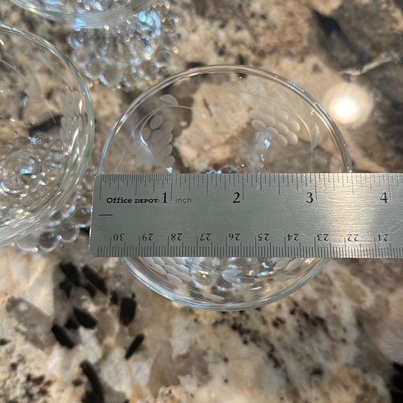 Set of 3. 1950 Anchor Hocking Boopie Footed Sherbet Etched Grape Glasses. - Picture 3 of 3